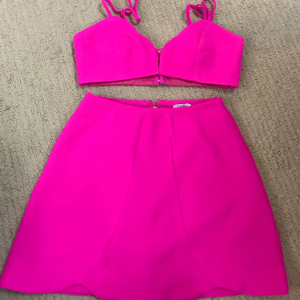 Tobi hot pink two piece set